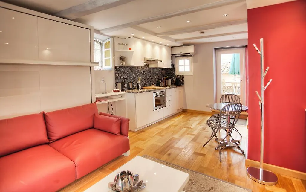 Apartment Le Jardin Du Village - Valbonne